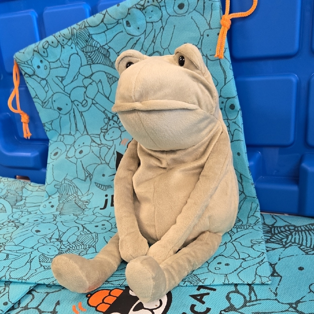 NWT Medium Jellycat Fergus Frog